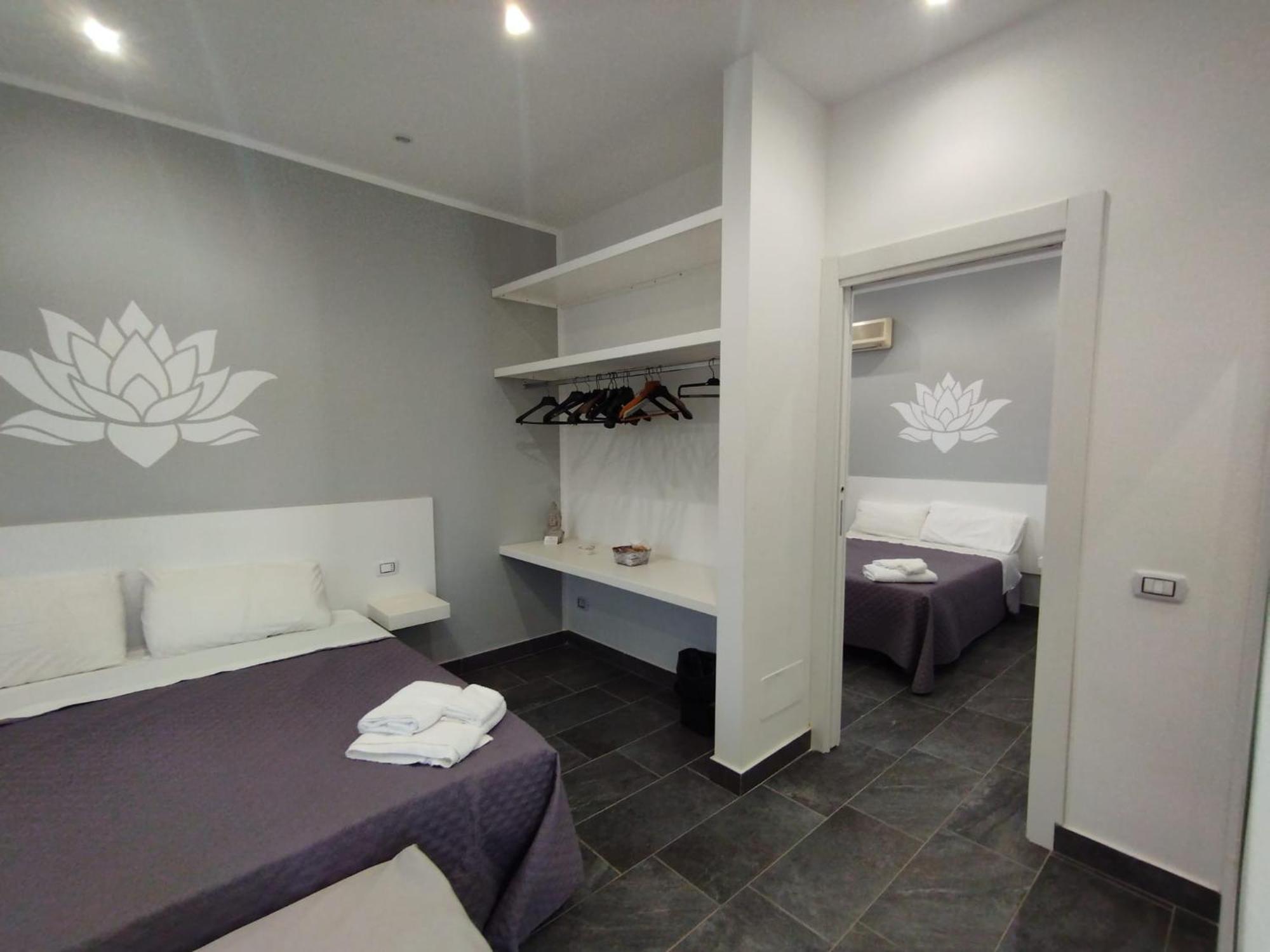 Fiore Di Loto Rooms คารินิ ภายนอก รูปภาพ